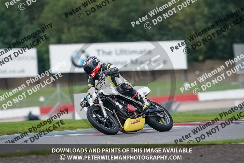 donington no limits trackday;donington park photographs;donington trackday photographs;no limits trackdays;peter wileman photography;trackday digital images;trackday photos